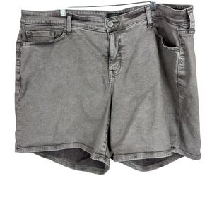 TORRID Vintage Stretch Mid-Rise Midi Short Grey sz 22